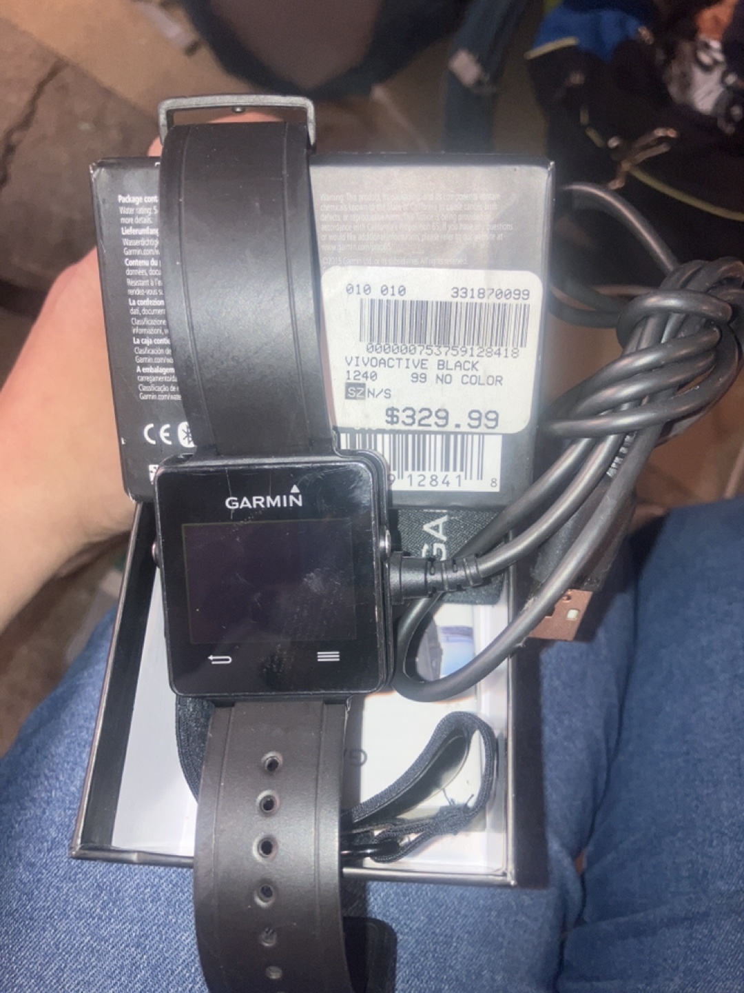 Garmin vívoactive GPS Smartwatch - Black - photo 2