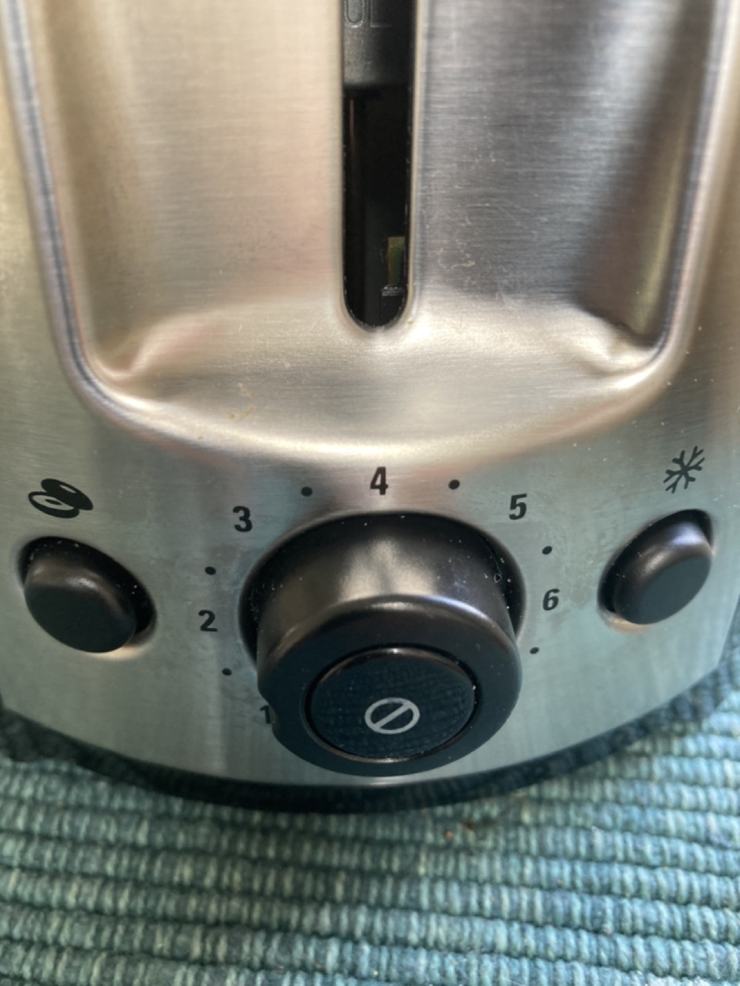 Black + Decker 2-Slice Toaster extra wide slot - photo 2