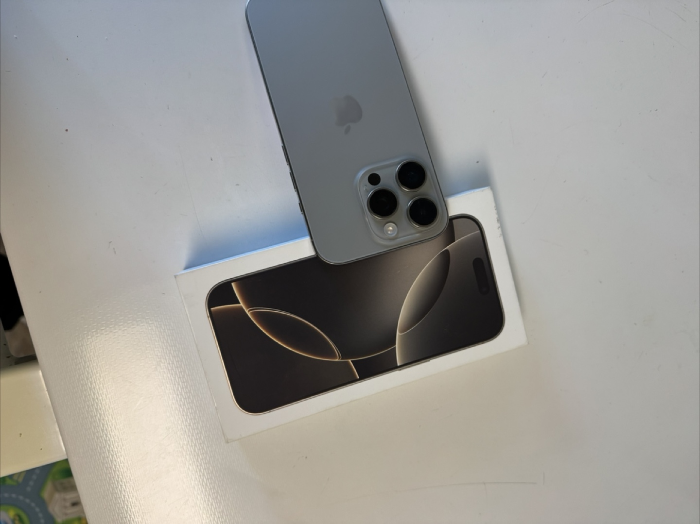 iPhone 16 pro 256gb Silver  Excellent Condition