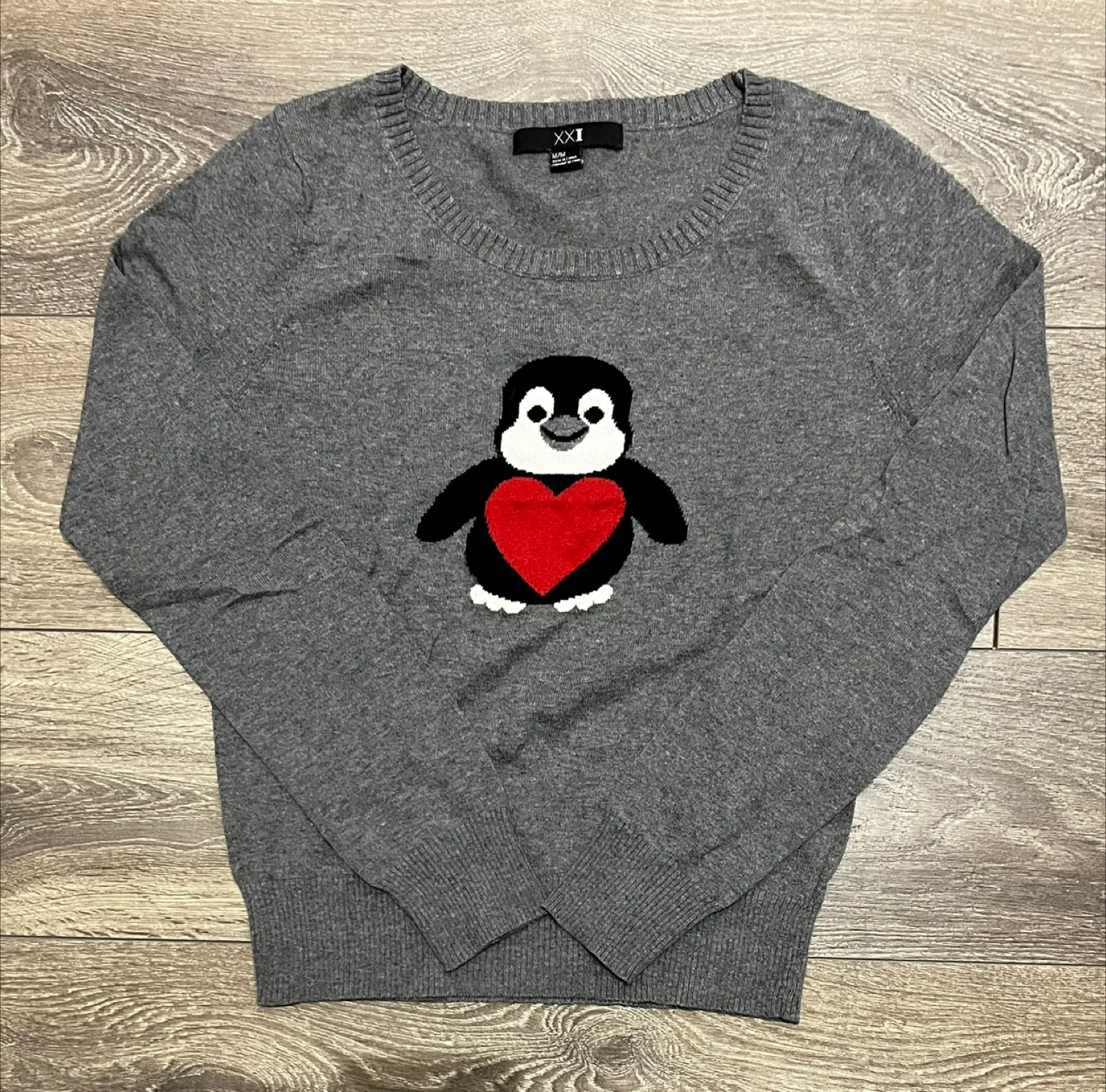 Grey Penguin Sweater - Size M/M thumbnail