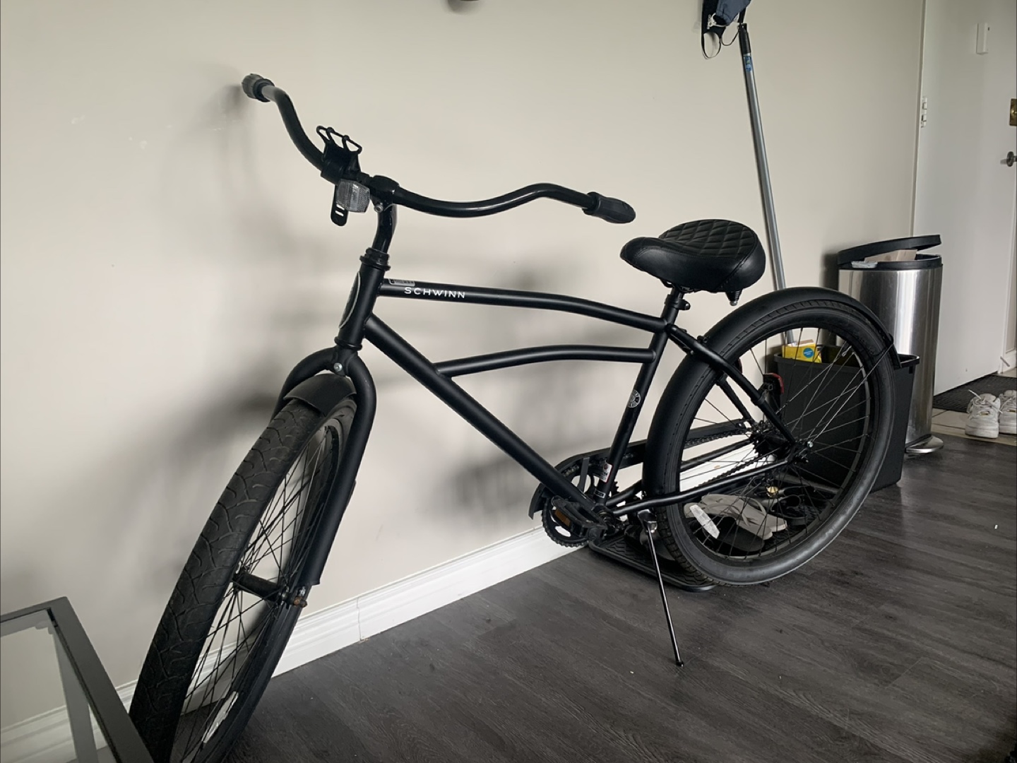 Schwinn Huron Cruiser Bike - Black