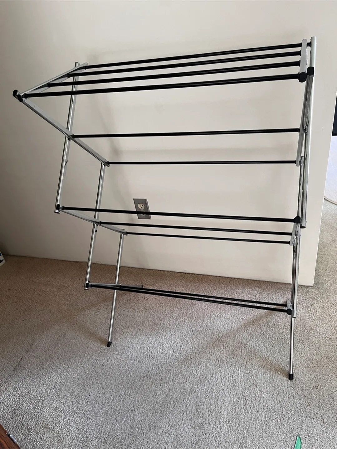 Foldable Clothes Drying Rack thumbnail