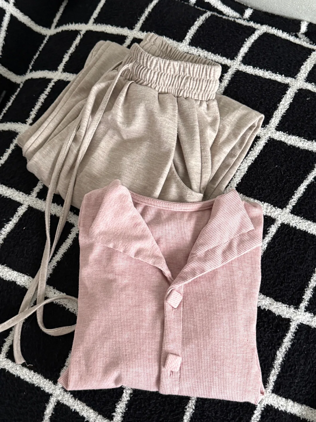 Pink Button-Down Top and Grey Wide-Leg Pants Set thumbnail