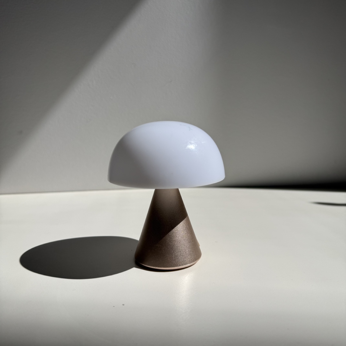 Mini Mushroom Lamp - Portable LED Nightlight - photo 2