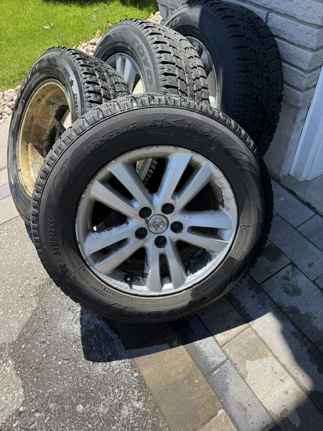 Used Toyota Alloy Rims with Winter Tires - photo 4