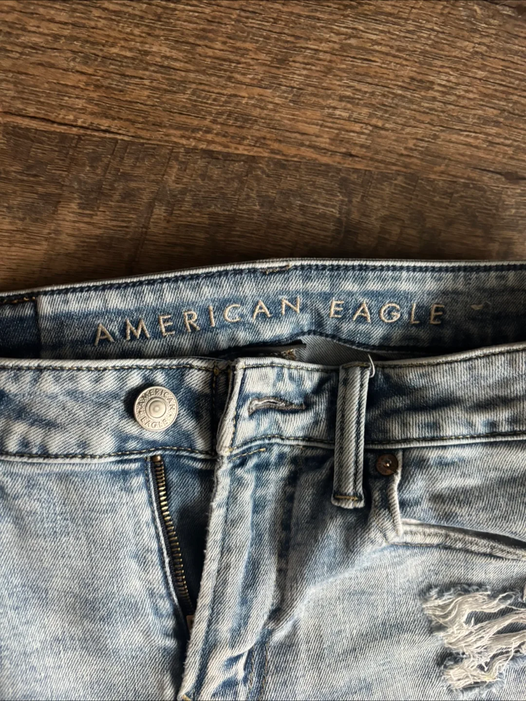American Eagle Ripped Jeans thumbnail