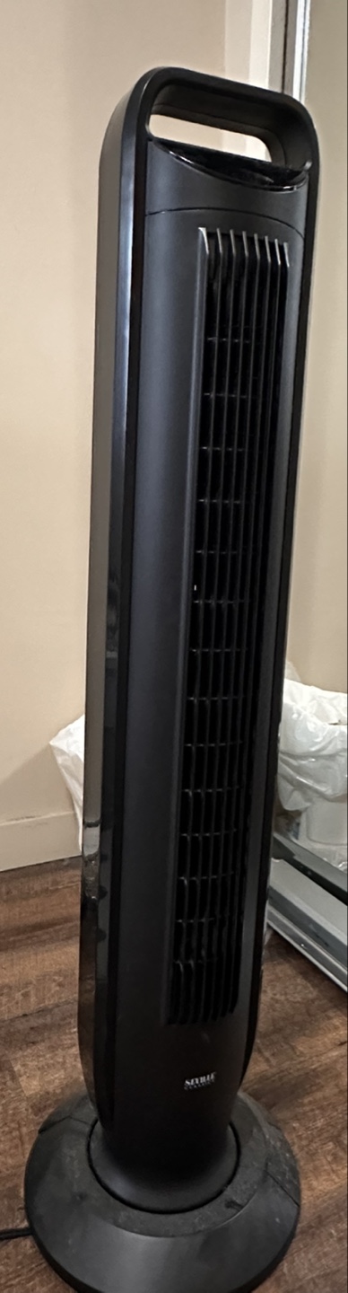 Seville Classics Oscillating Tower Fan with Remote - photo 3