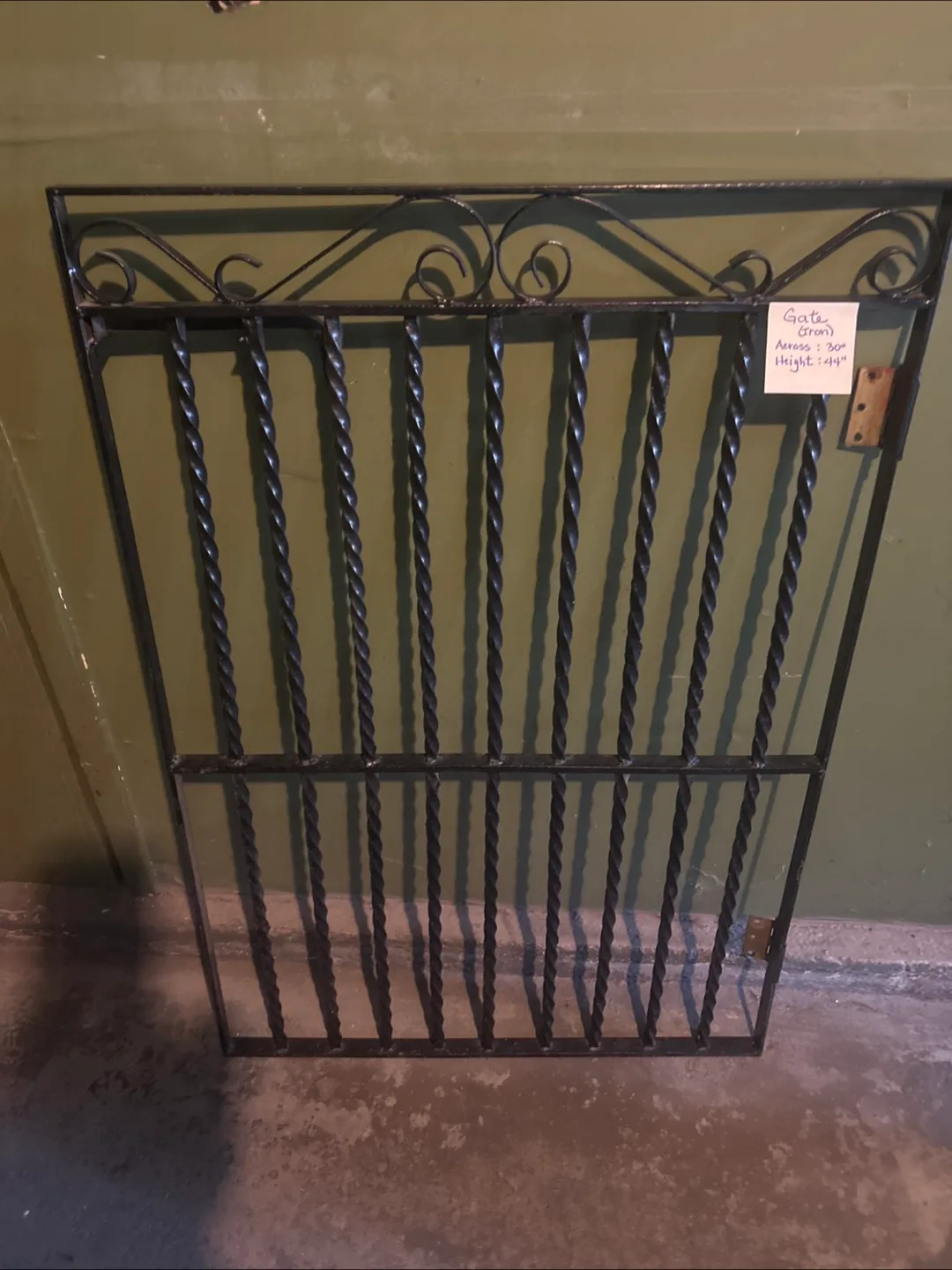 Black Metal Gate image indicator(2)