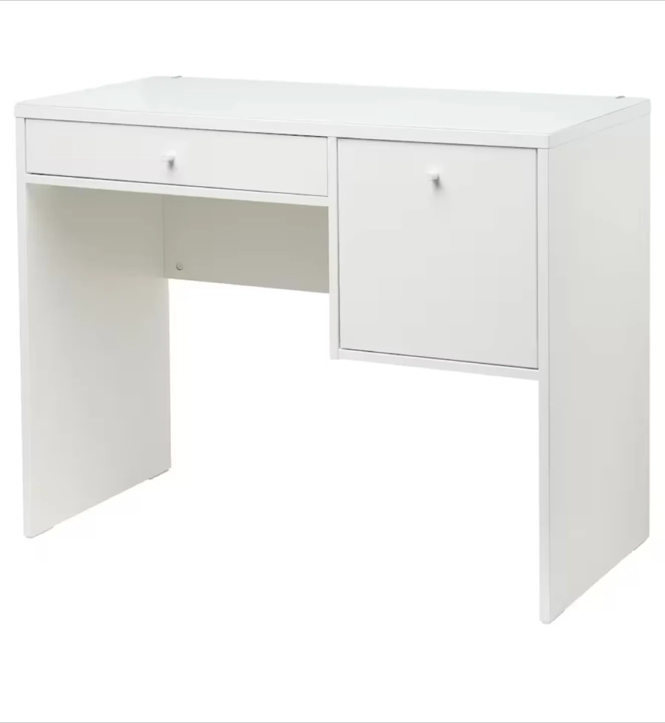 IKEA dressing table – check photos thumbnail