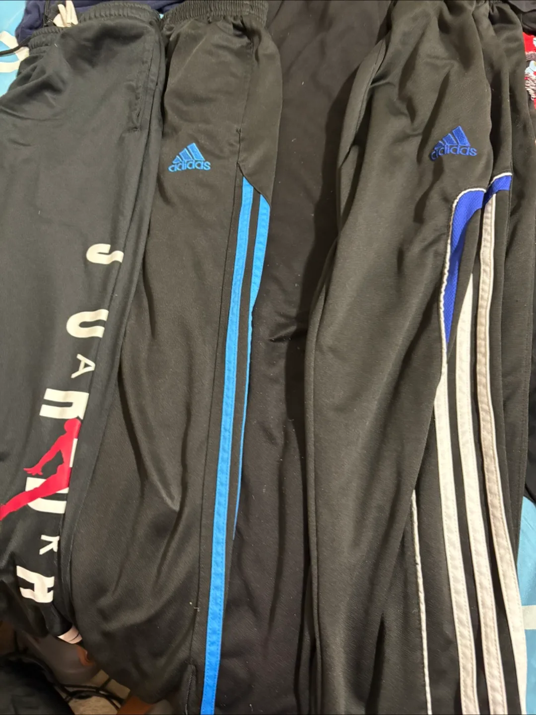 5 pairs of  sweatpants thumbnail