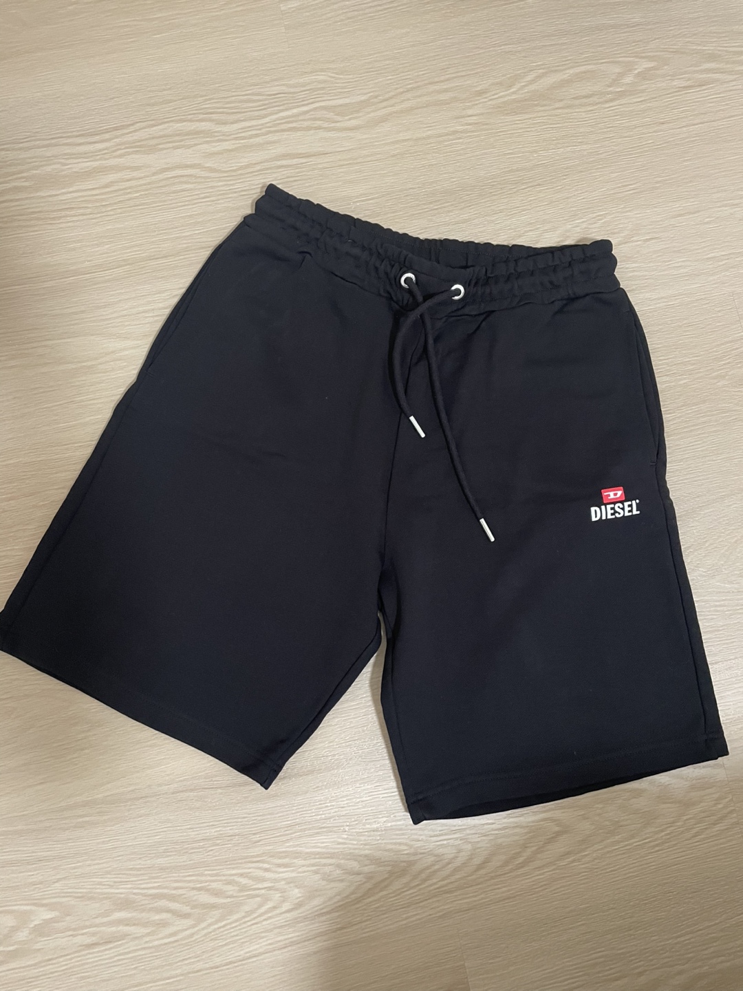 NEVER WORN .Diesel Men's Black Shorts Size M . NEVER WORN - photo 2