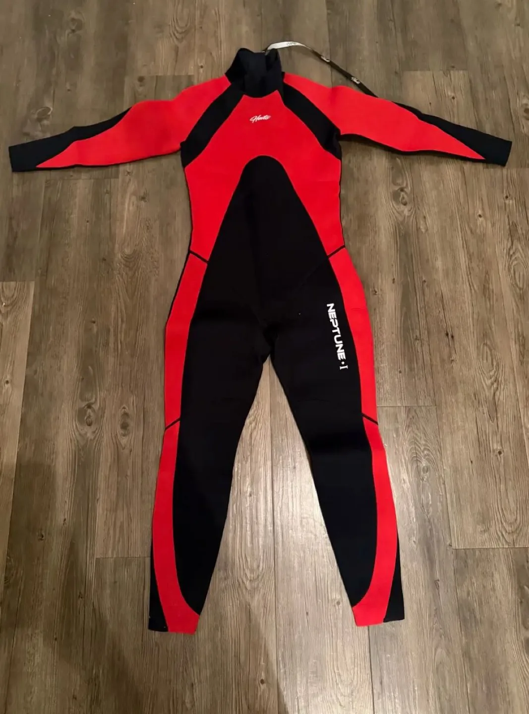 Hevto Neptune-1 Wetsuit thumbnail