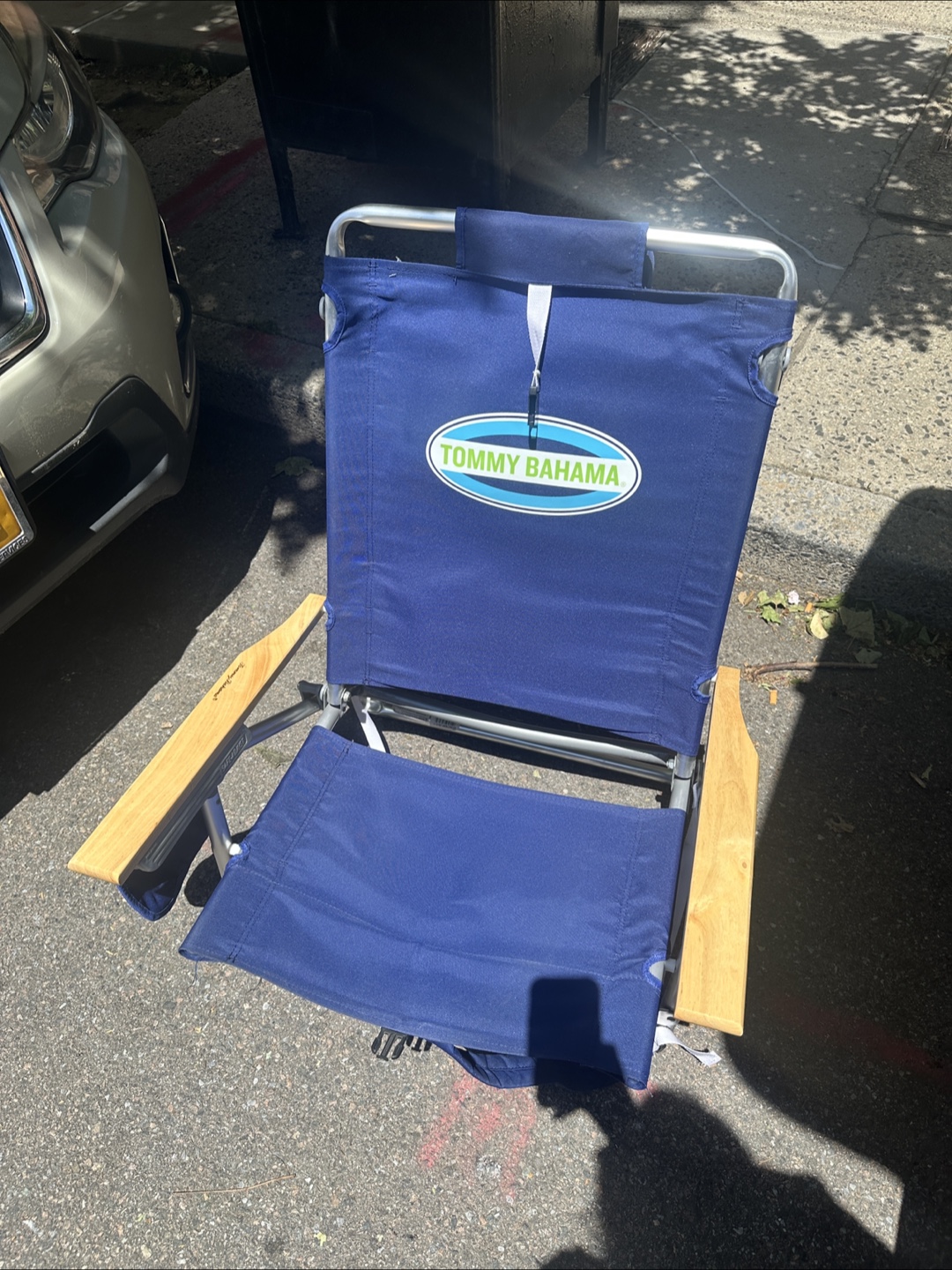 Tommy Bahama Folding Beach Chair - Navy Blue - photo 2