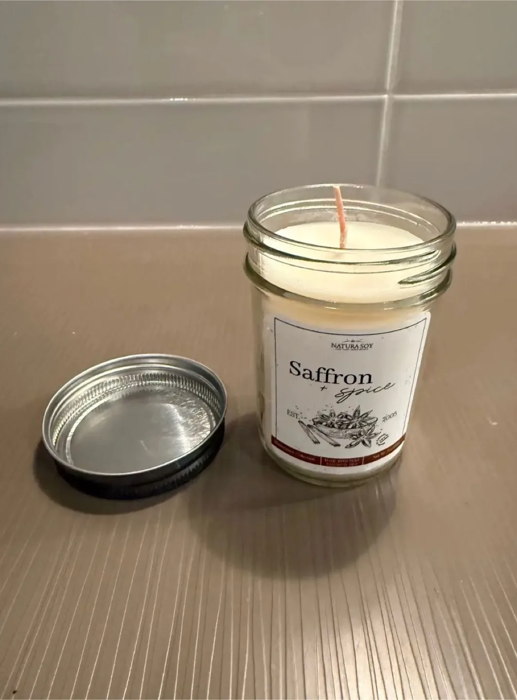 Natura Soy Saffron + Spice Candle thumbnail
