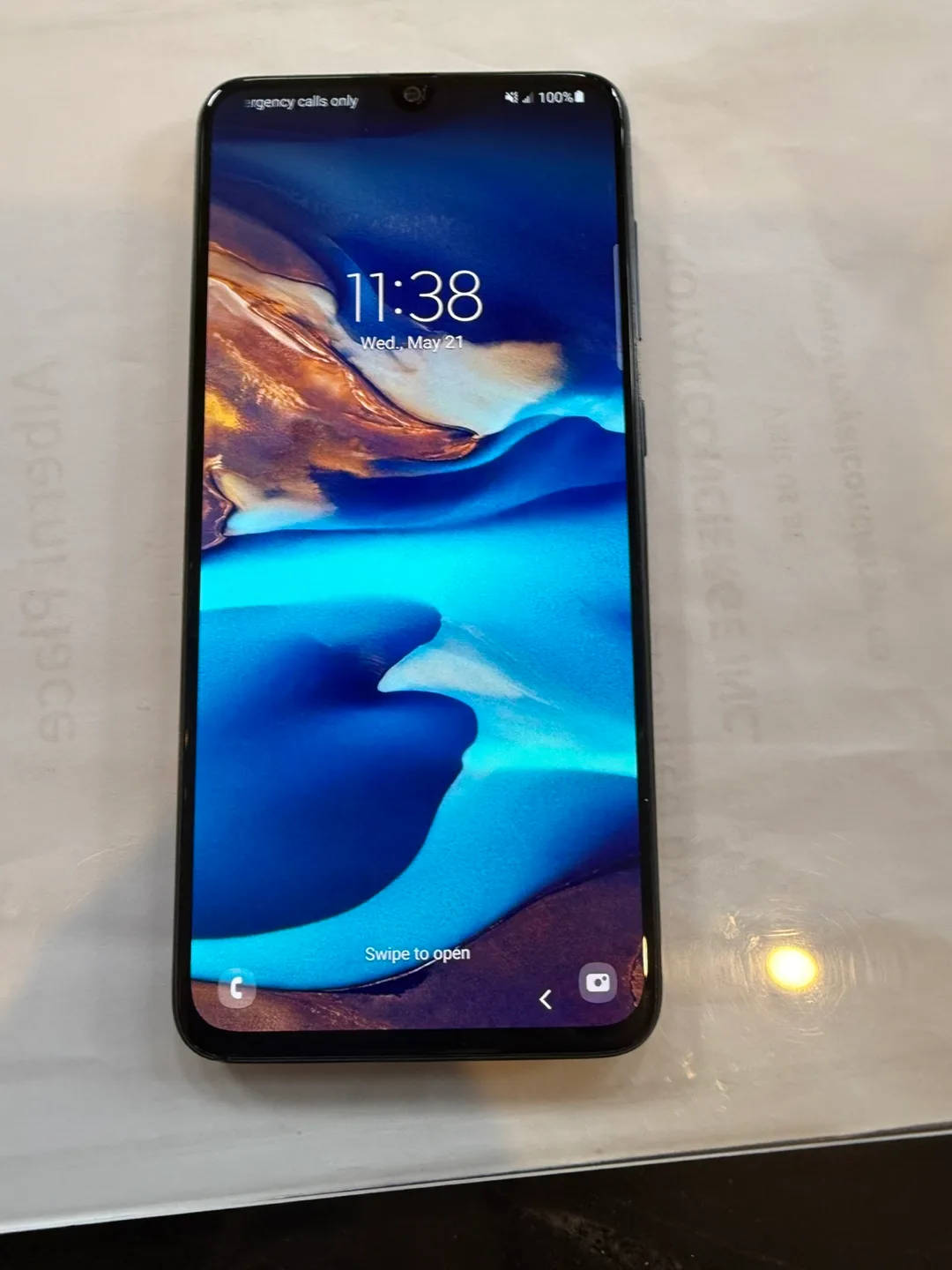 Samsung Galaxy A70 Smartphone thumbnail