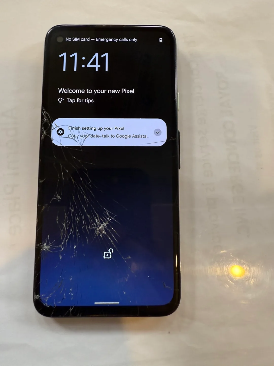 Google Pixel 4a - Cracked Screen - good working condition thumbnail