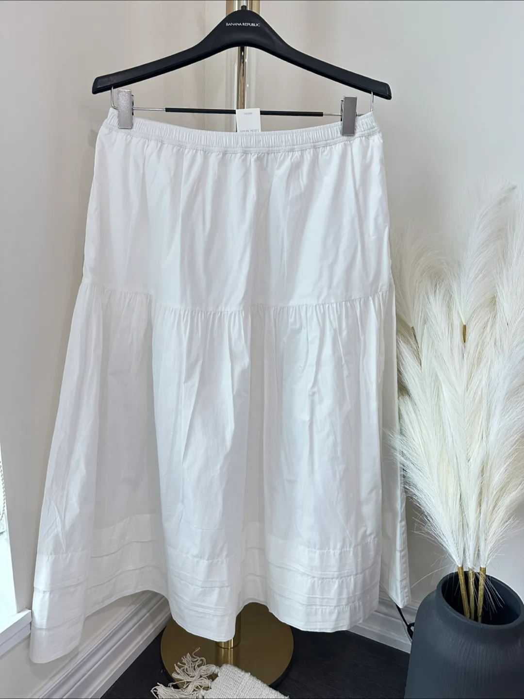 Aritzia Samara Poplin Skirt Size Large NWT thumbnail