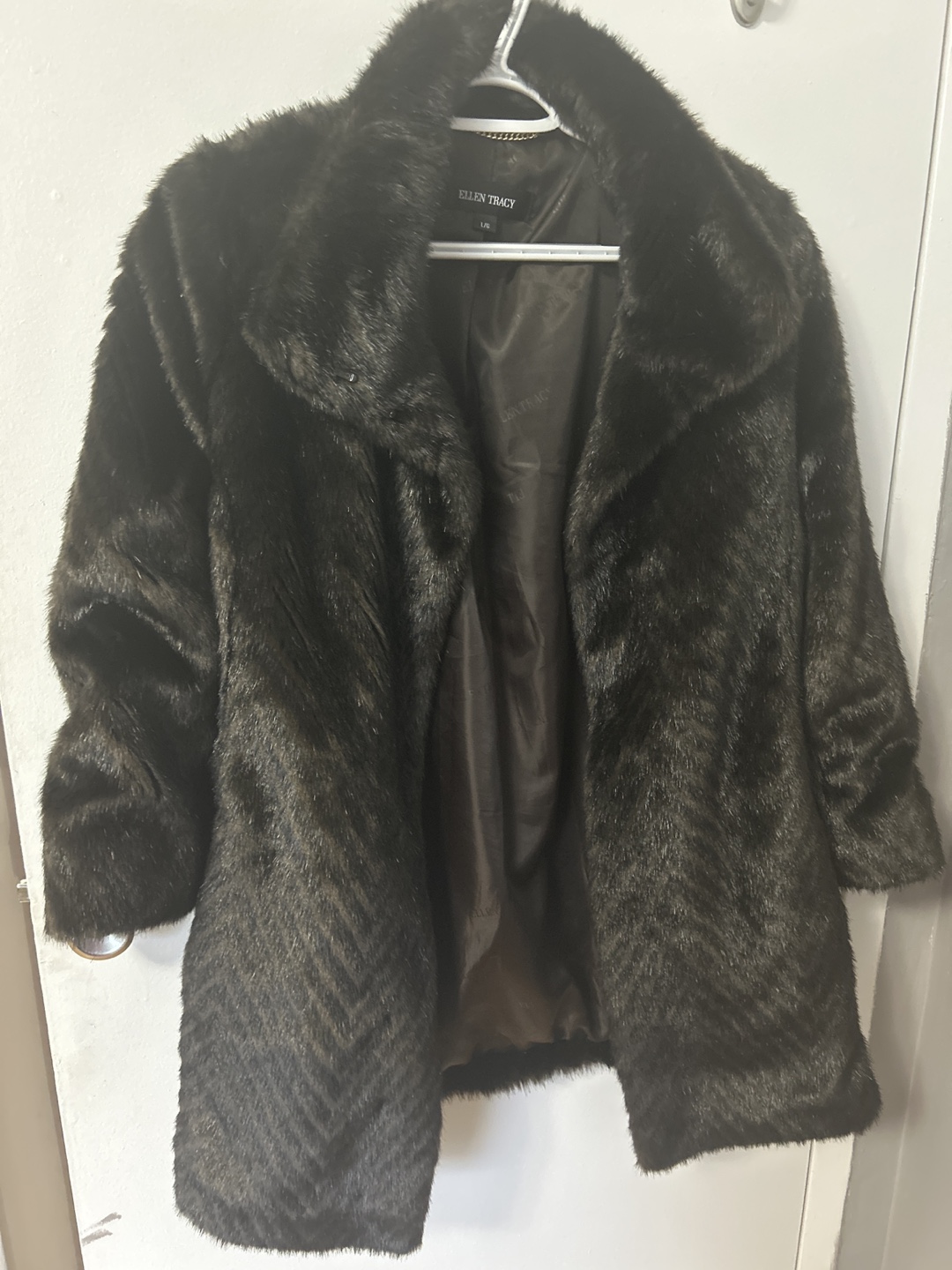 Ellen Tracy Black Faux Fur Coat - Size L/G