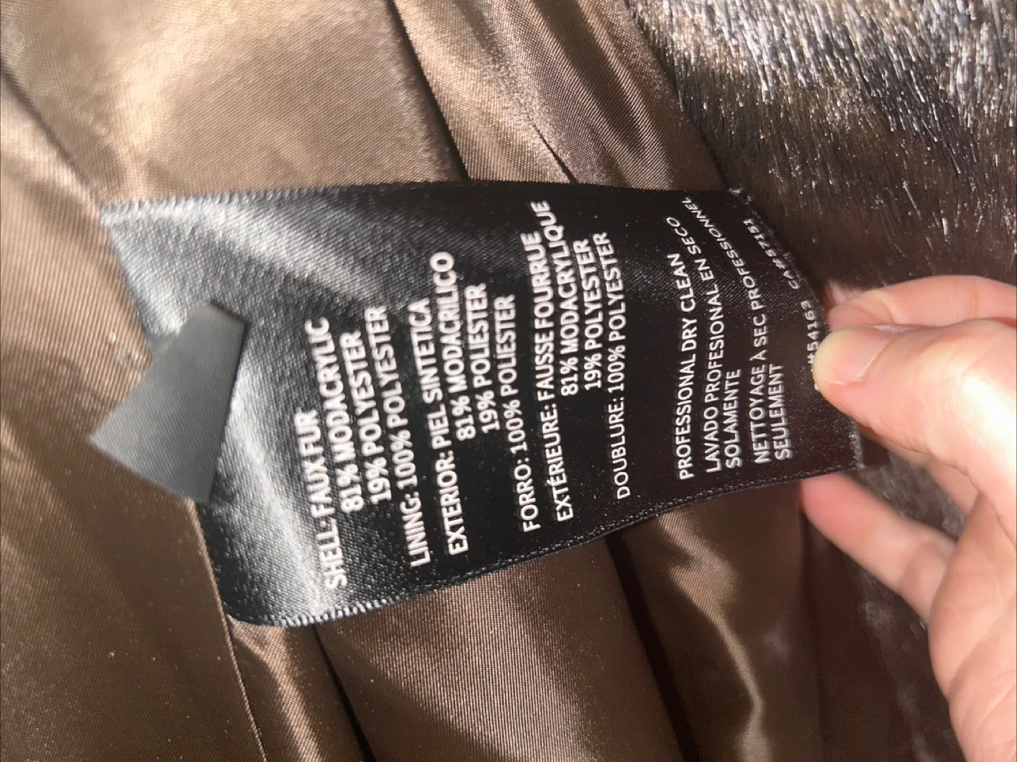 Ellen Tracy Black Faux Fur Coat - Size L/G image indicator(4)