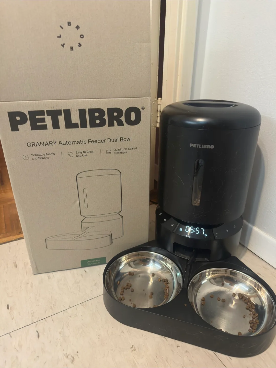 Petlibro automatic cat feeder for 2 cats thumbnail