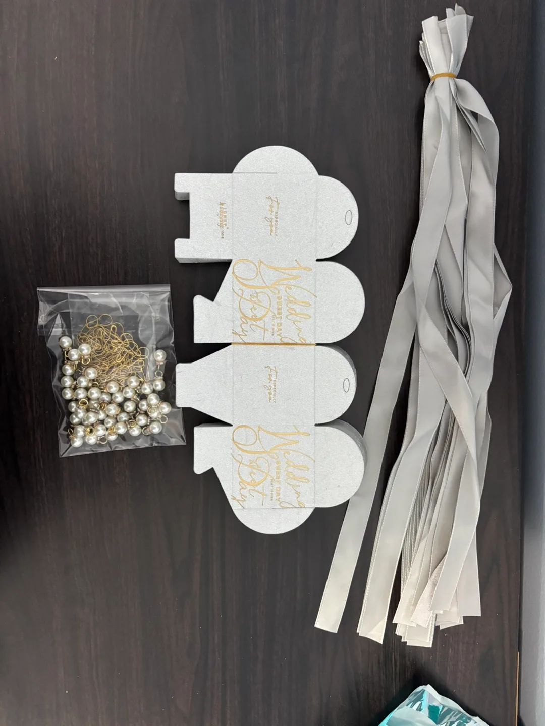 50 Wedding Favor Boxes, Ribbons & Pearl Decorations image indicator(2)