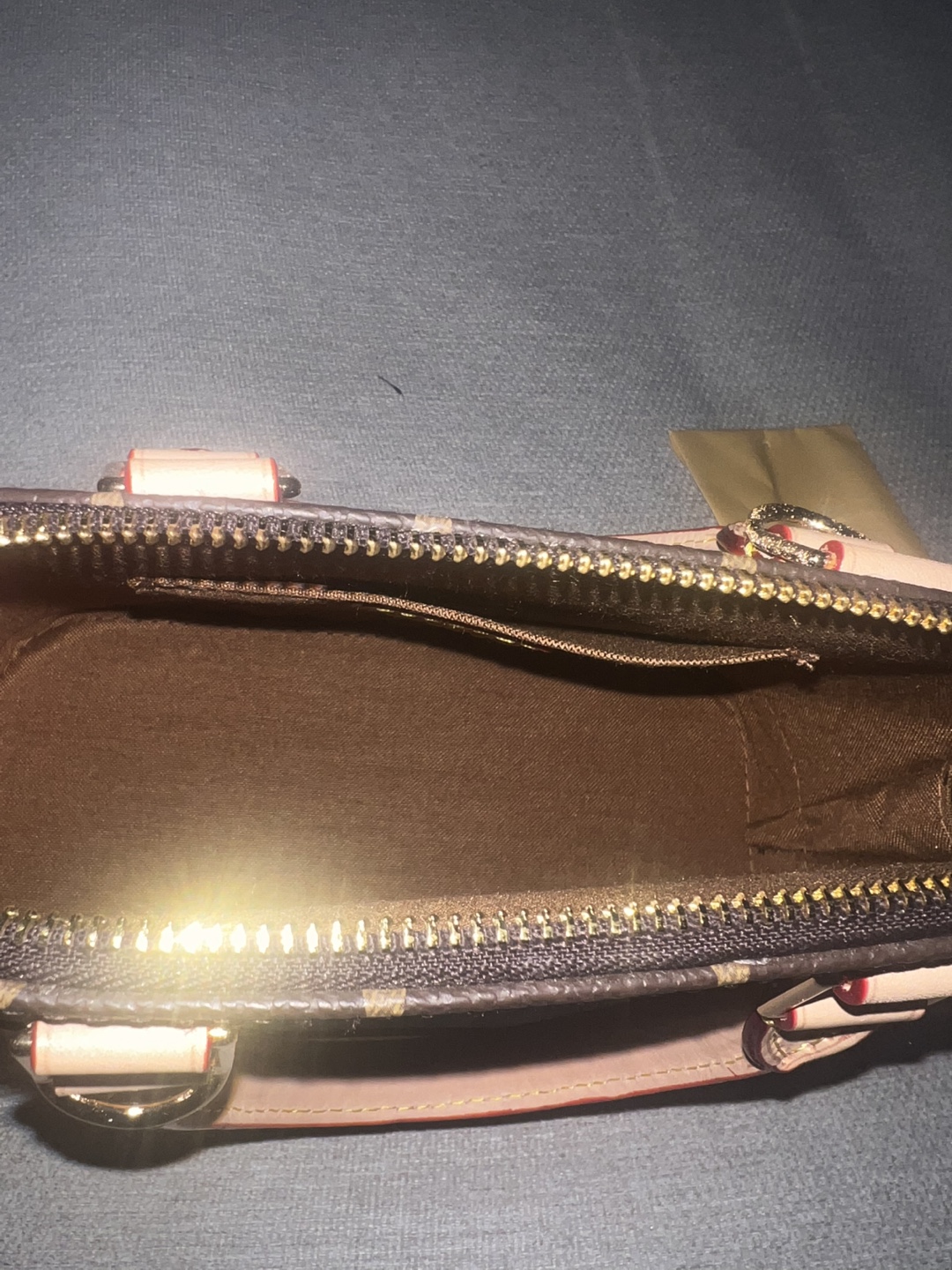 LV Monogram Handbag - photo 5
