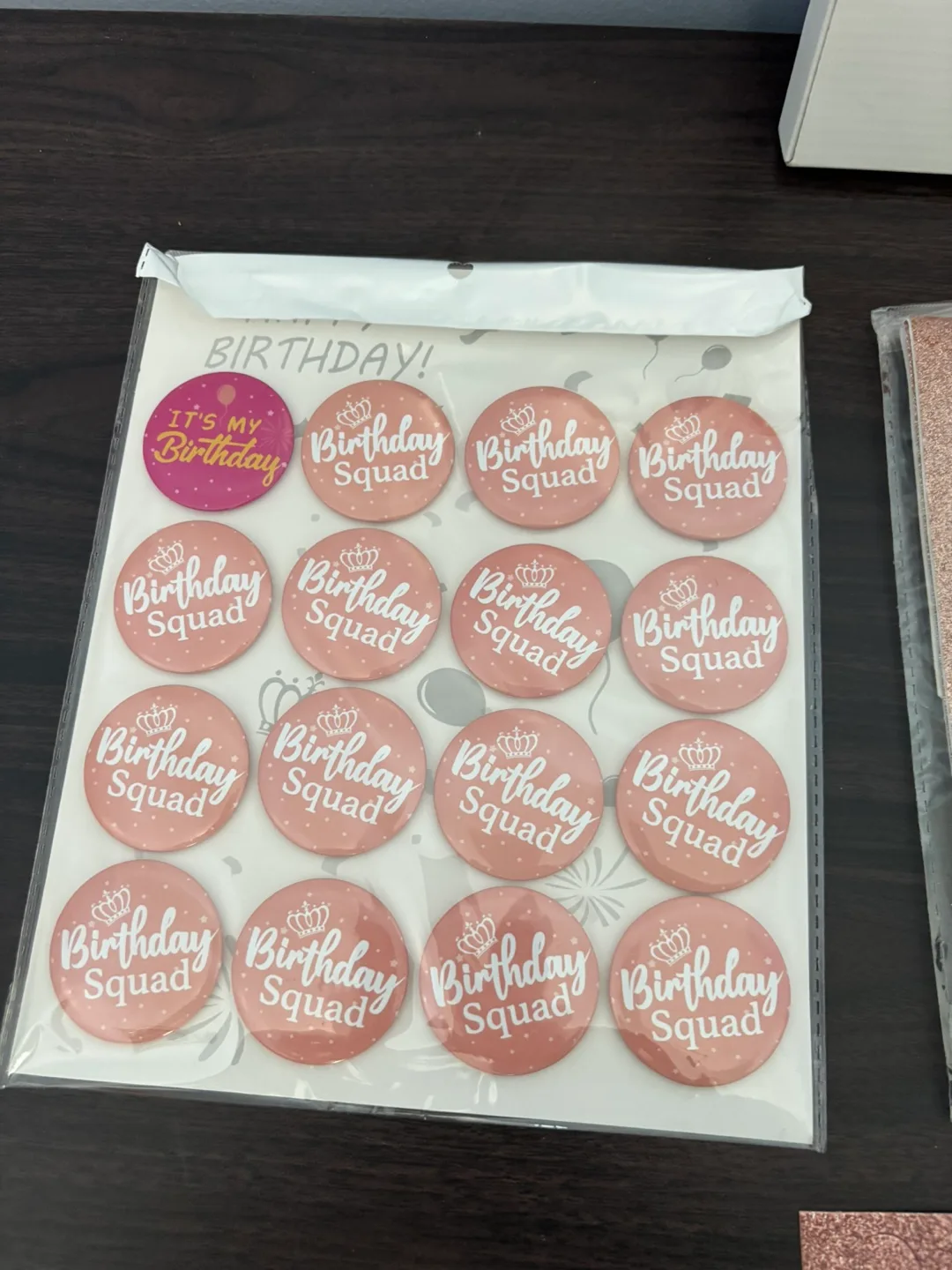 Rose Gold 18th Birthday Party Supplies Kit image indicator(3)