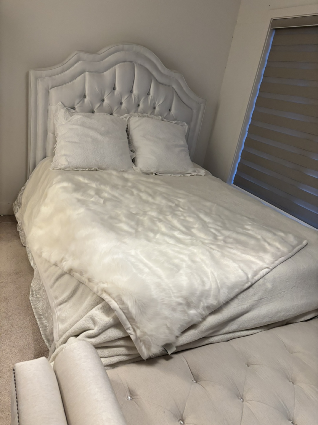 Queen Size Upholstered Bed Frame with Bench - photo 2
