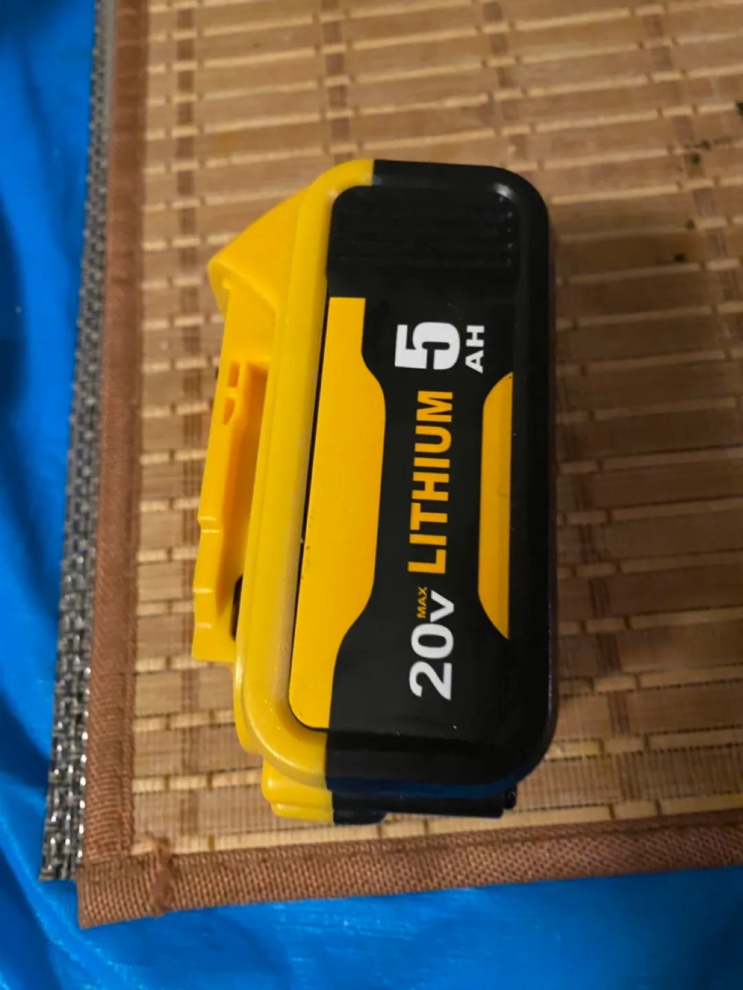 20V MAX Lithium 5.0Ah Battery thumbnail