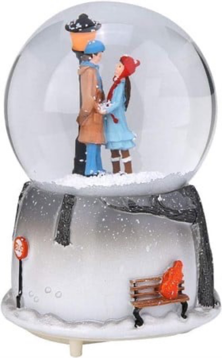 Romantic Couple Snow Globe Music gift Box