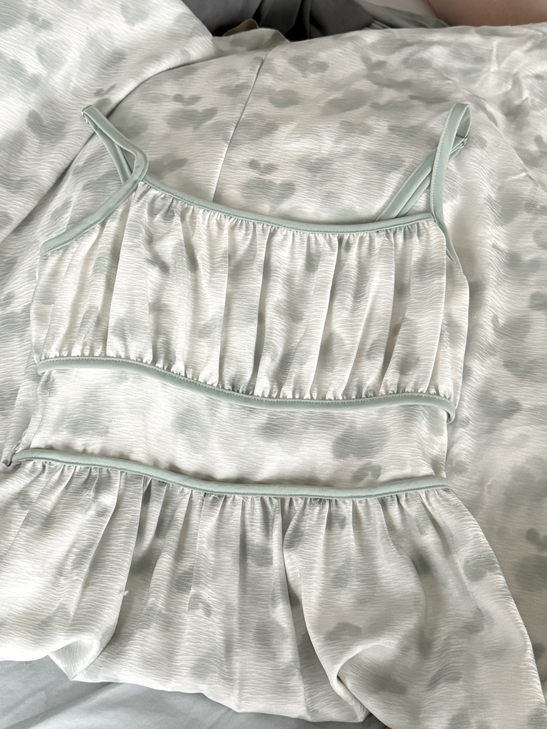 Sage Green Sleeveless Midi Dress - photo 4