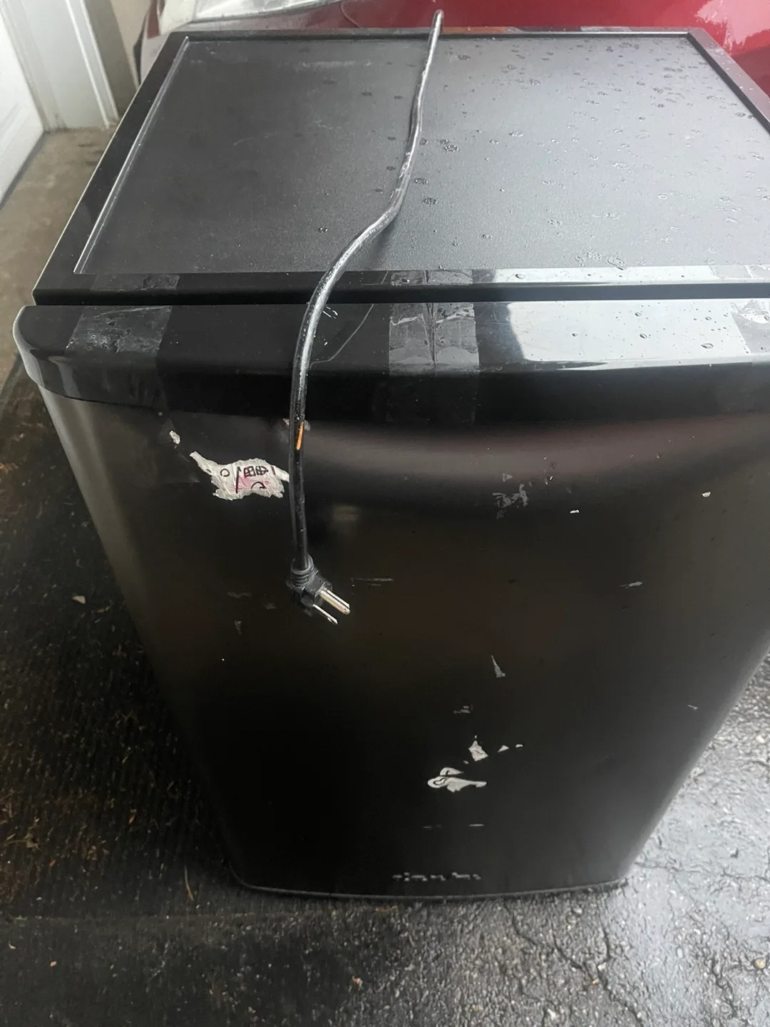 Mini Fridge - Black image indicator(3)