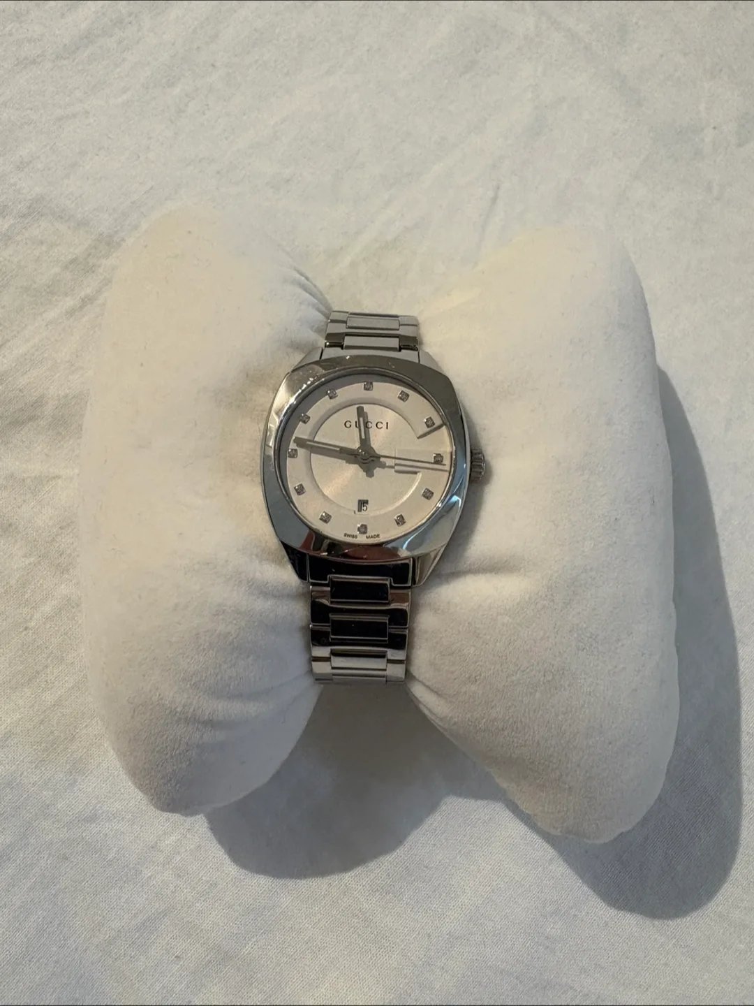 Gucci Steel Watch with diamond YA142504 image indicator(3)