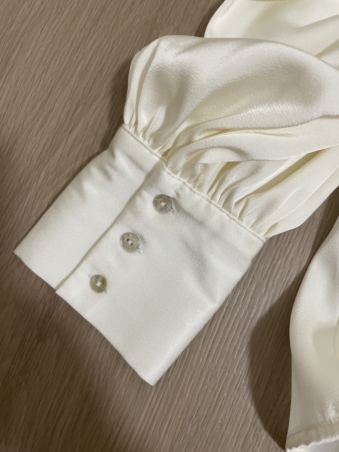 Zara Cream Blouse, Size S . NEVER WORN - photo 4
