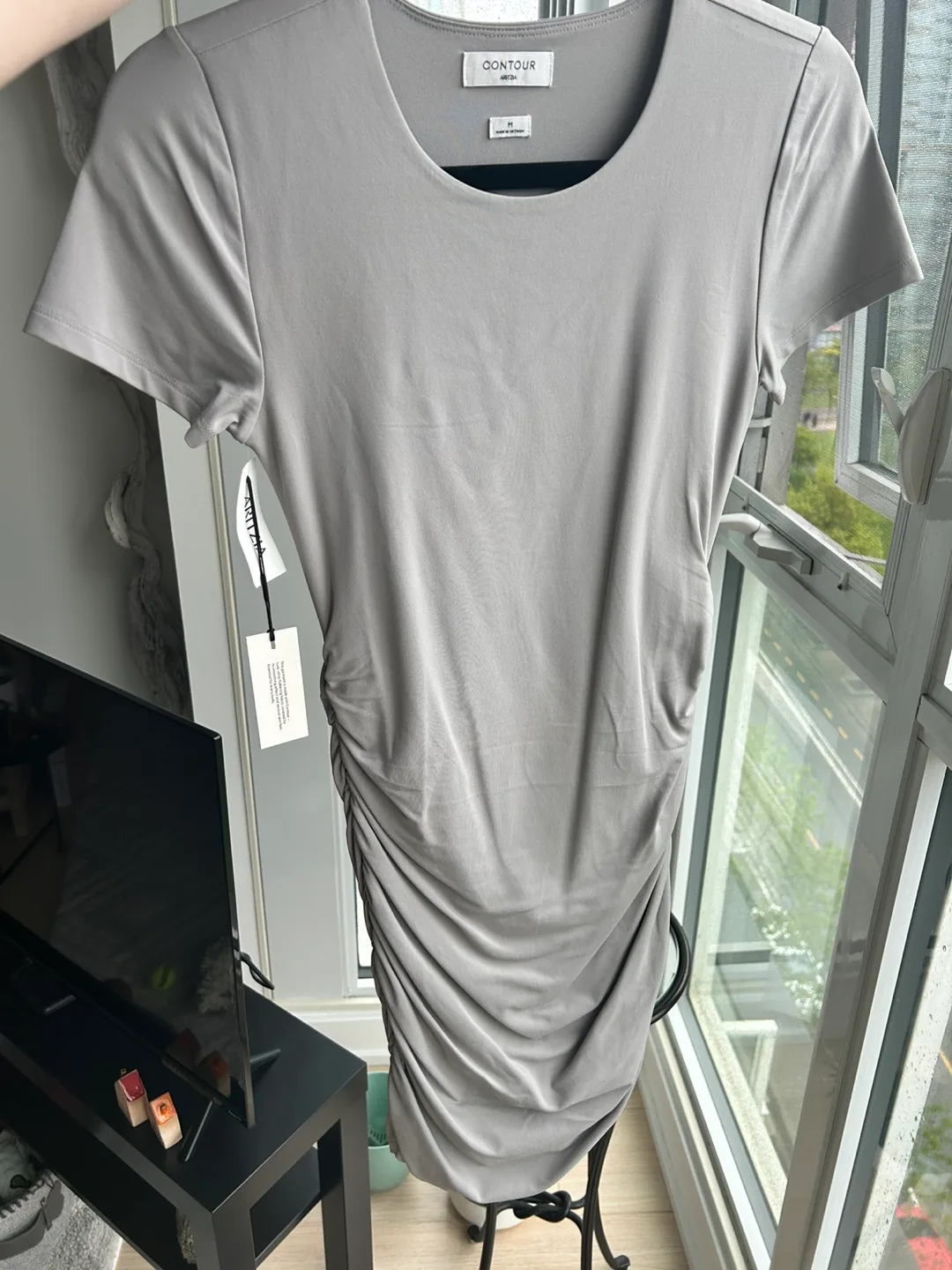 Aritzia Contour Ruched Dress - Size M thumbnail