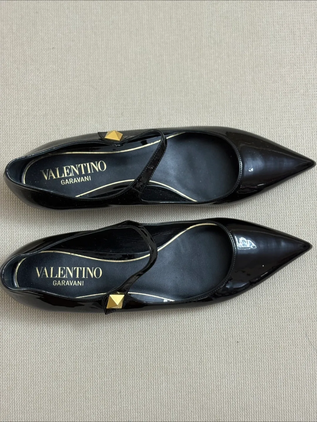 Valentino Garavani Black Patent  Pointed Toe image indicator(2)