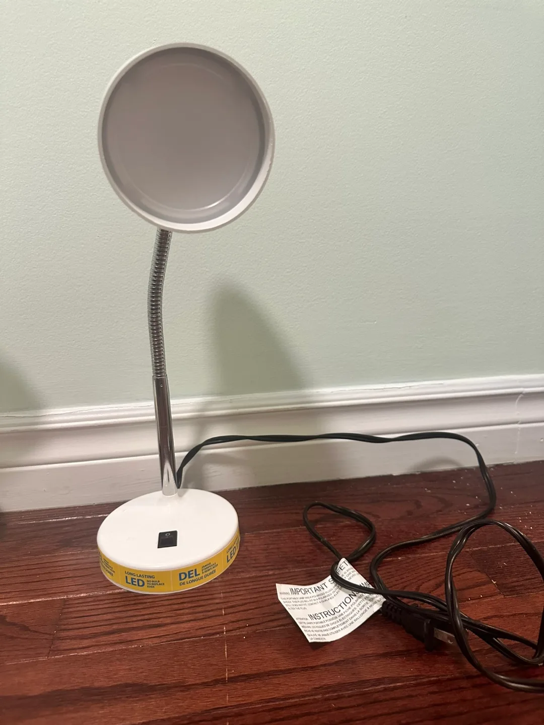 White LED Desk Lamp with Flexible Gooseneck image indicator(2)