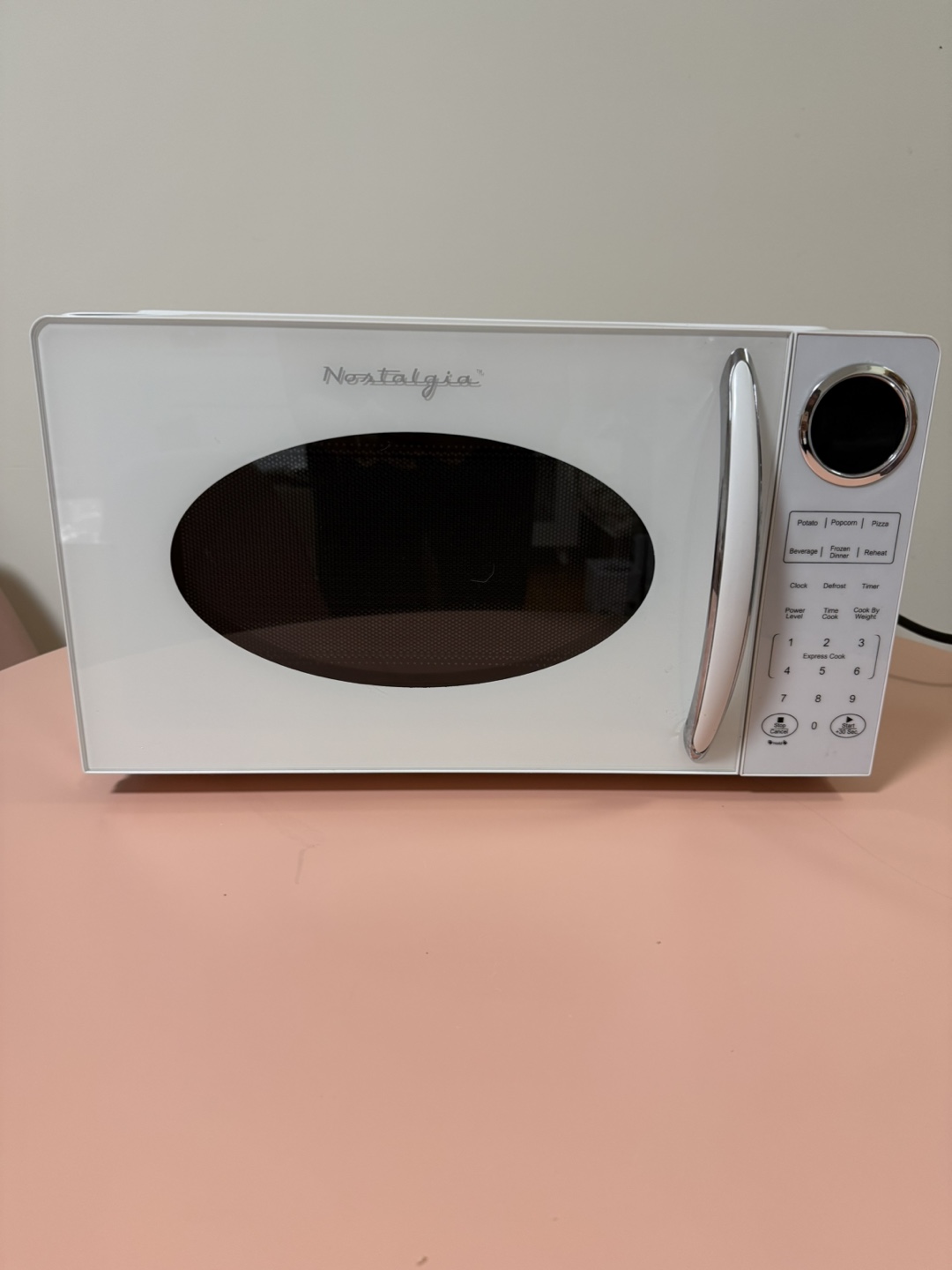 Nostalgia 0.9 cu ft Compact Microwave - White