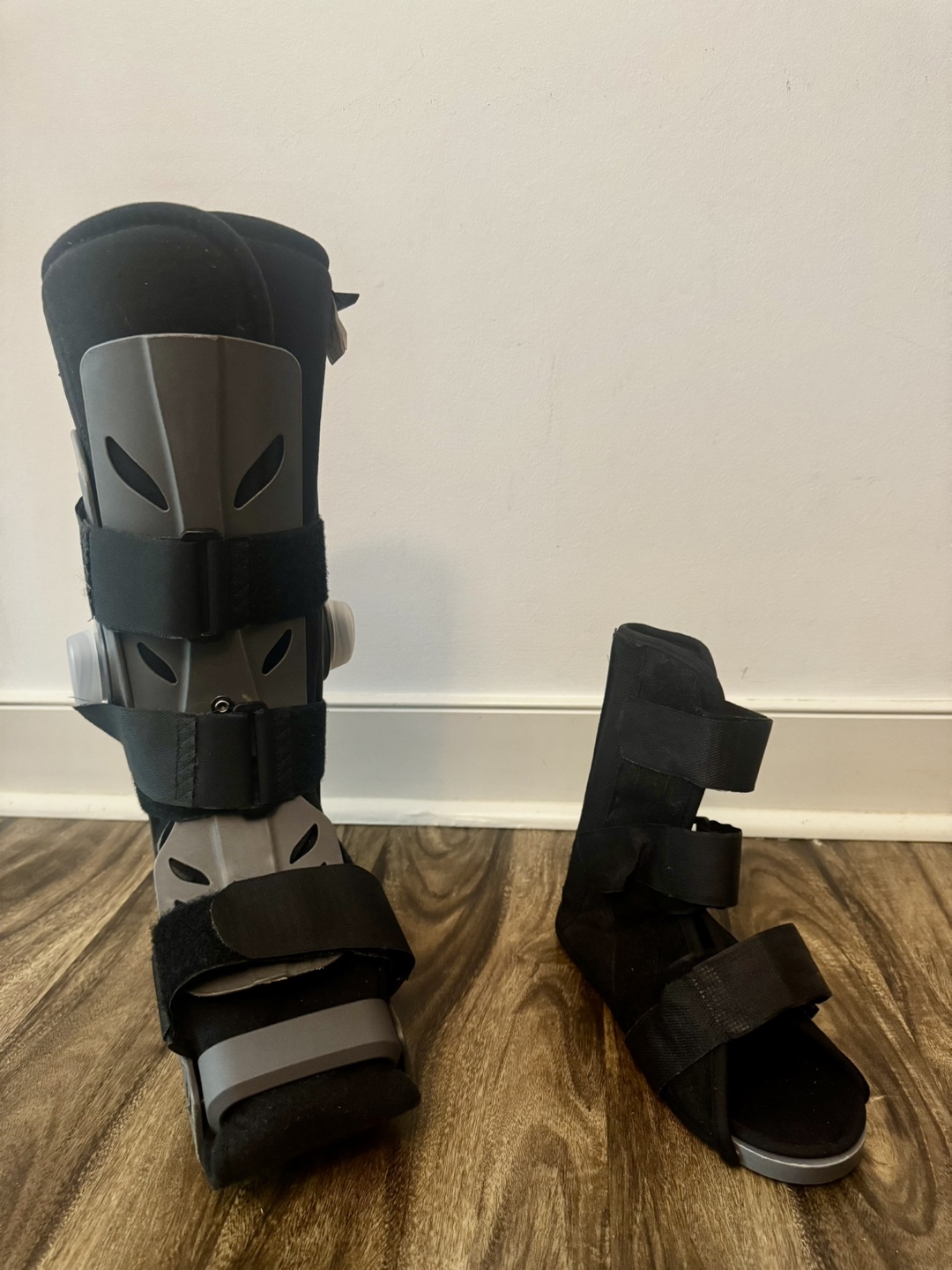 MKO Child Air Walker/ Walking Boot, Crutches & Night Foot Splint - photo 3