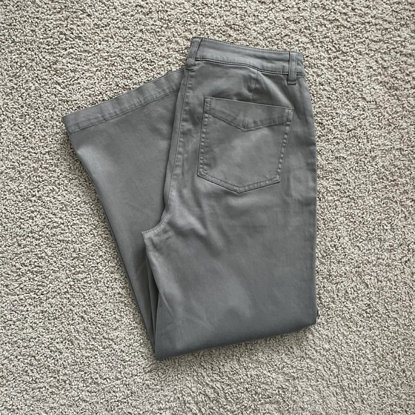 Joie Women's Size 4 Green Wide Leg Cropped Pants image indicator(8)