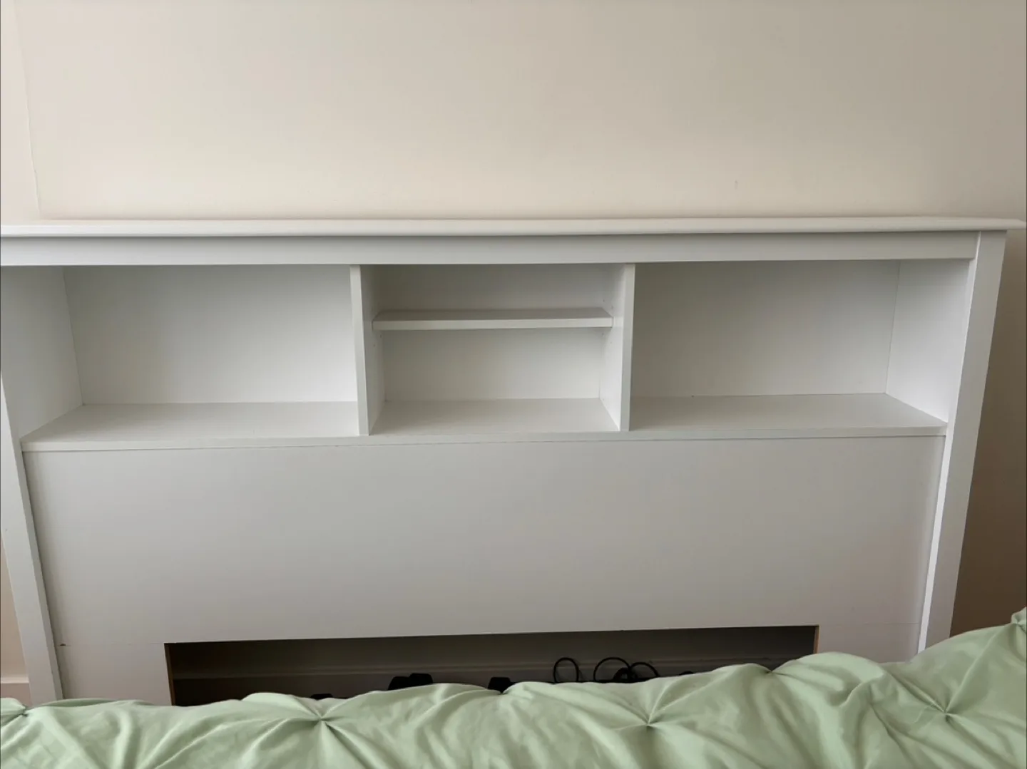 White Wooden Headboard with Shelves image indicator(2)