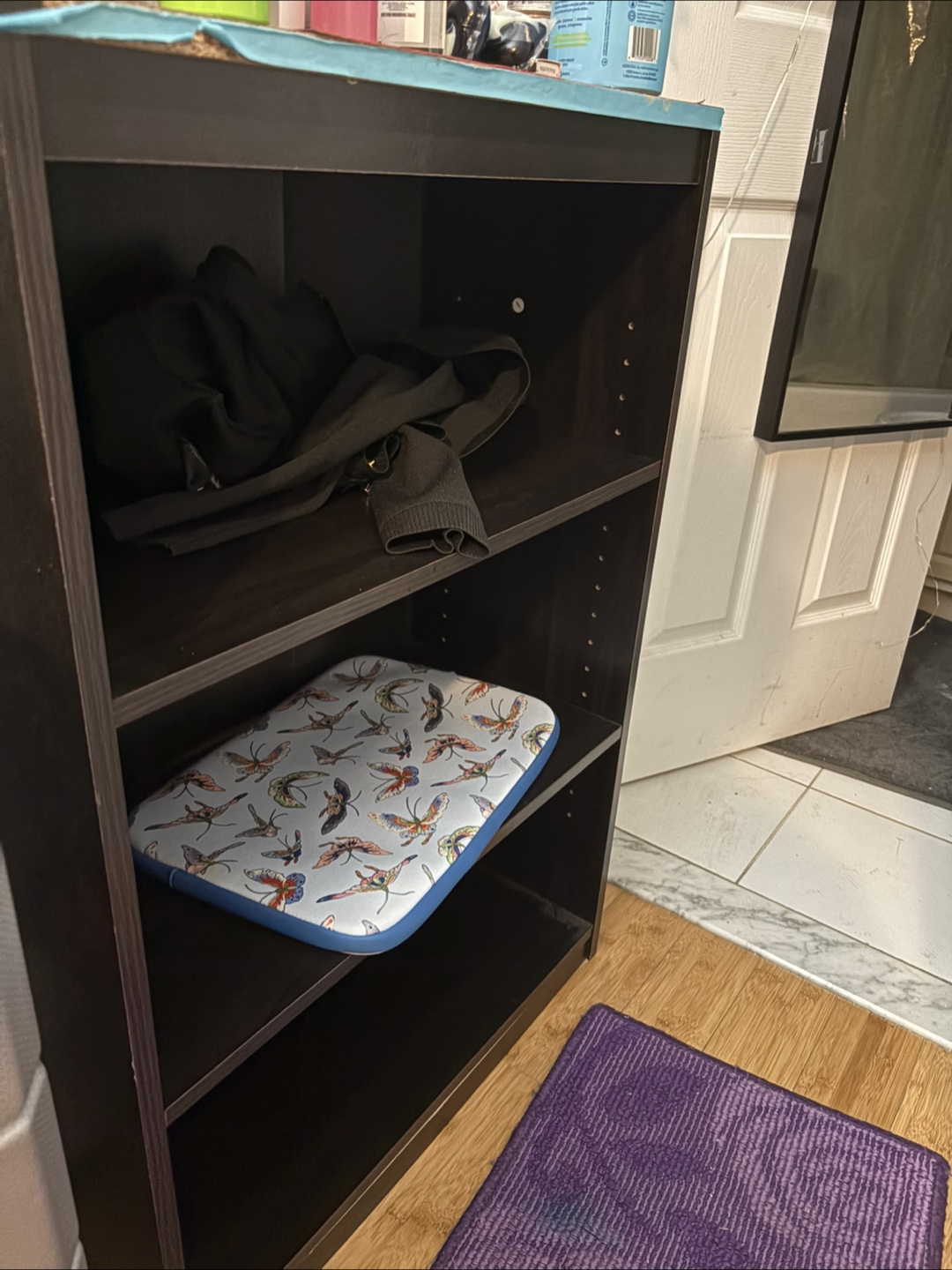 3-shelf bookcase