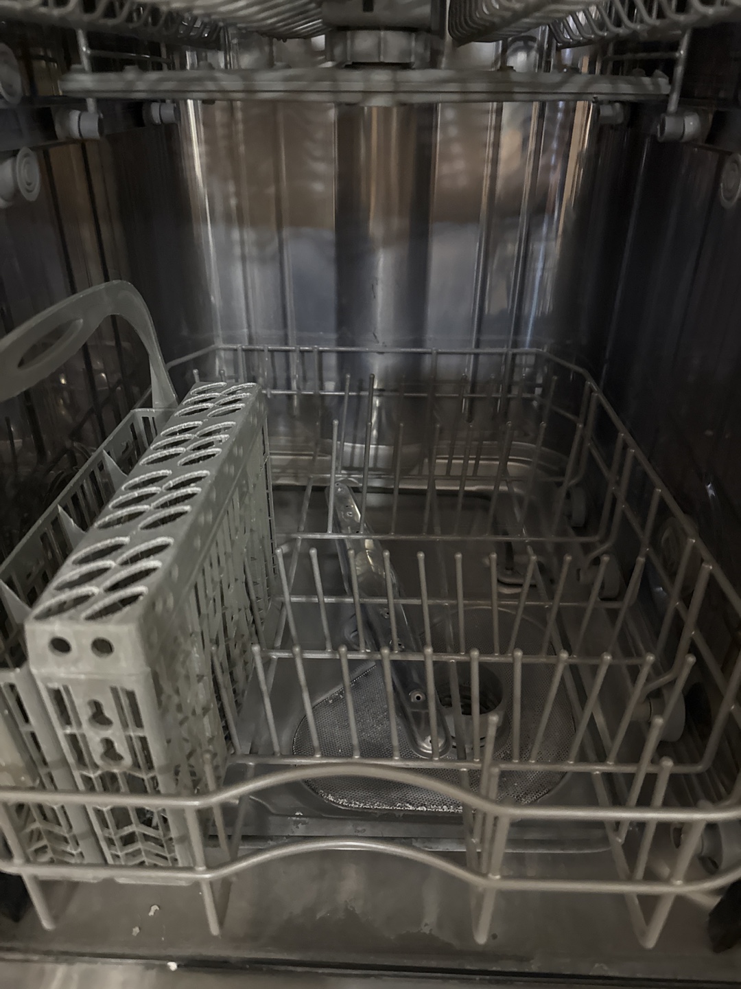 Portable RCA RDW1809-WHITE Built-in Dishwasher - photo 3