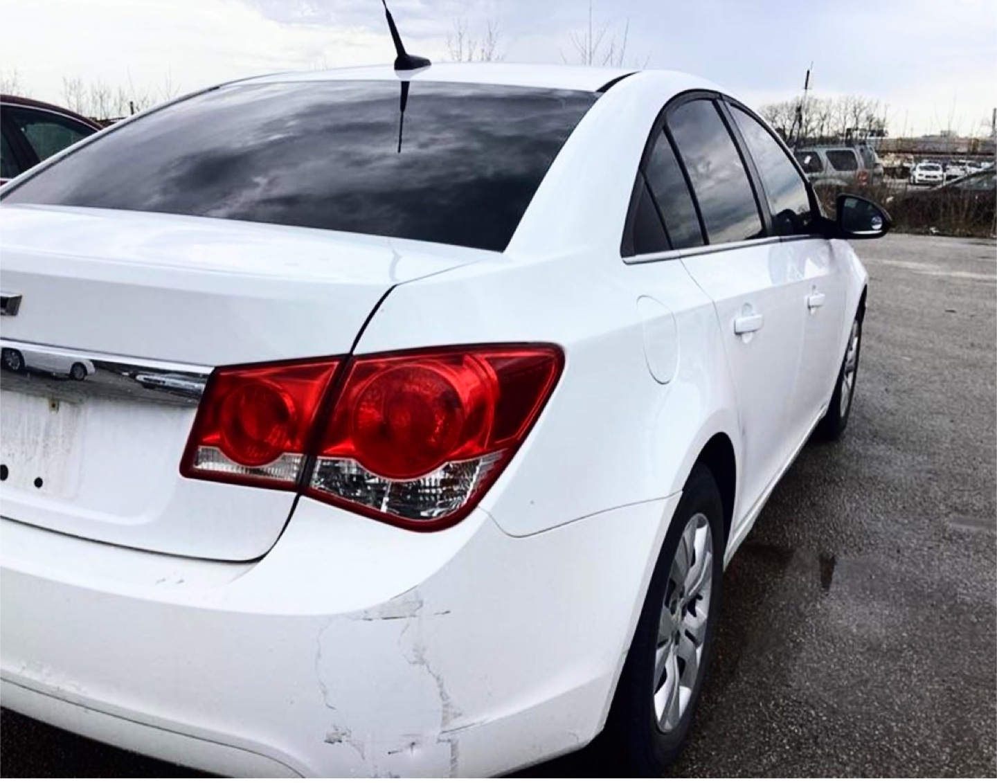 133k miles - 2012 Chevrolet Cruze - White Sedan - Used - photo 5