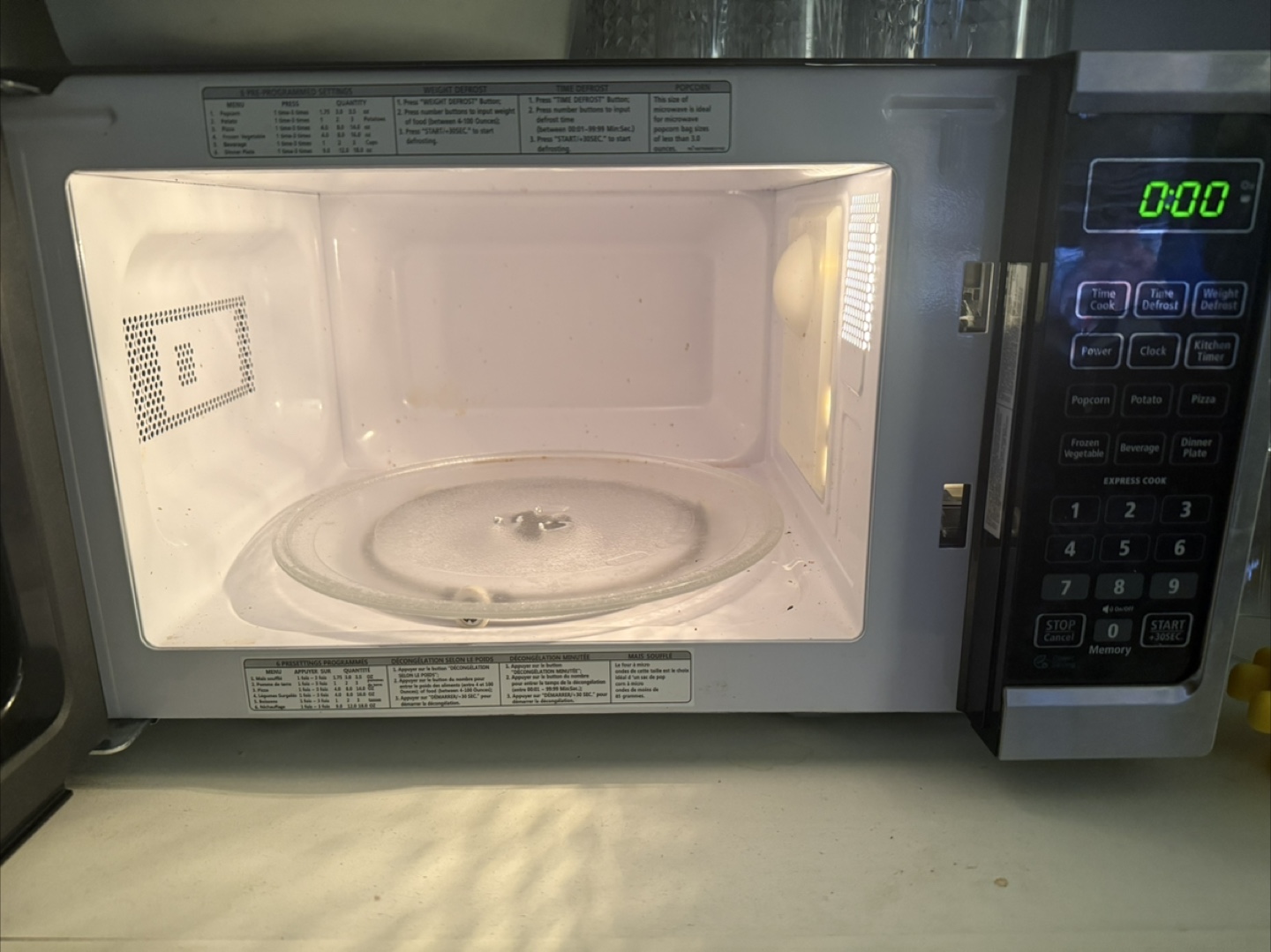 Insignia Microwave - Gently Used - photo 2