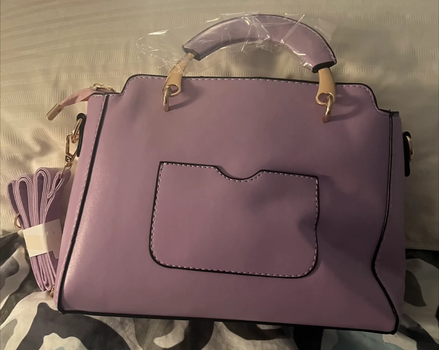 Lilac Darbooby Handbag with Cat Charm image indicator(3)