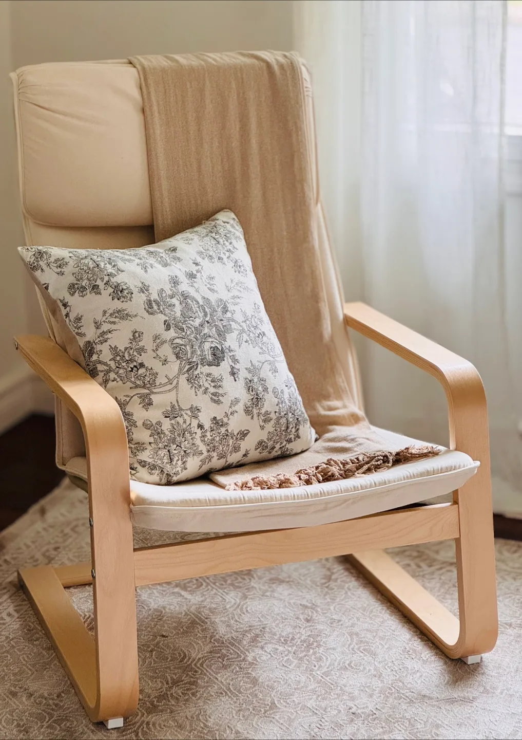 IKEA PELLO Armchair – Holmby Natural | Excellent Condition thumbnail