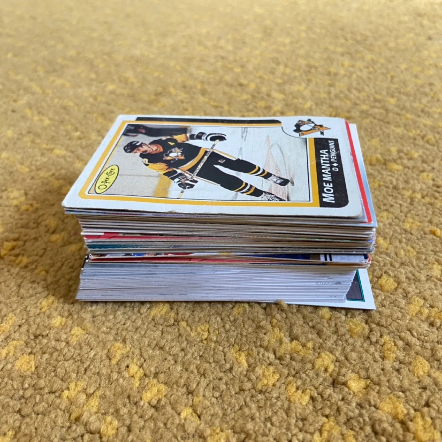 Random lot of Hockey Cards #freecycle image indicator(2)