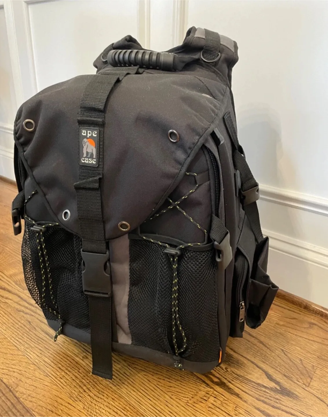 Ape Case ACPRO4000 Backpack, Laptop, Pro Photo Video thumbnail