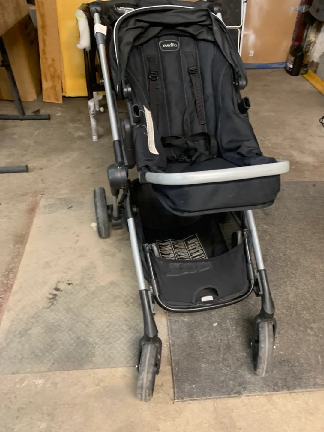 Evenflo Pivot X stroller thumbnail